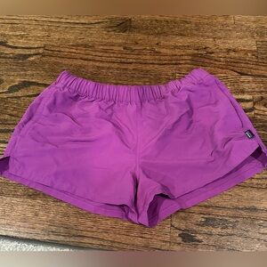 Patagonia Women’s 2.5 Inch Baggies Shorts Size Medium 💜